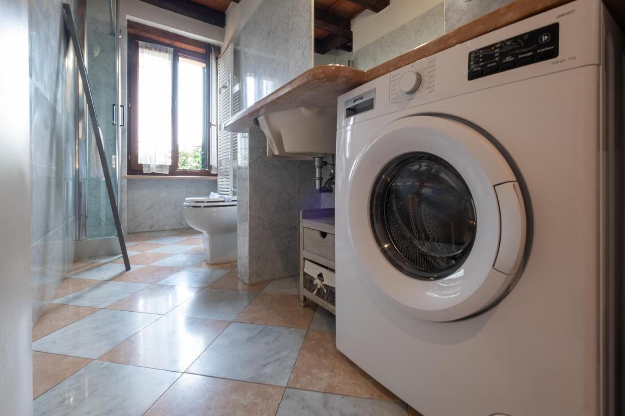 Casa Perotti Apartment เวโรนา ภายนอก รูปภาพ