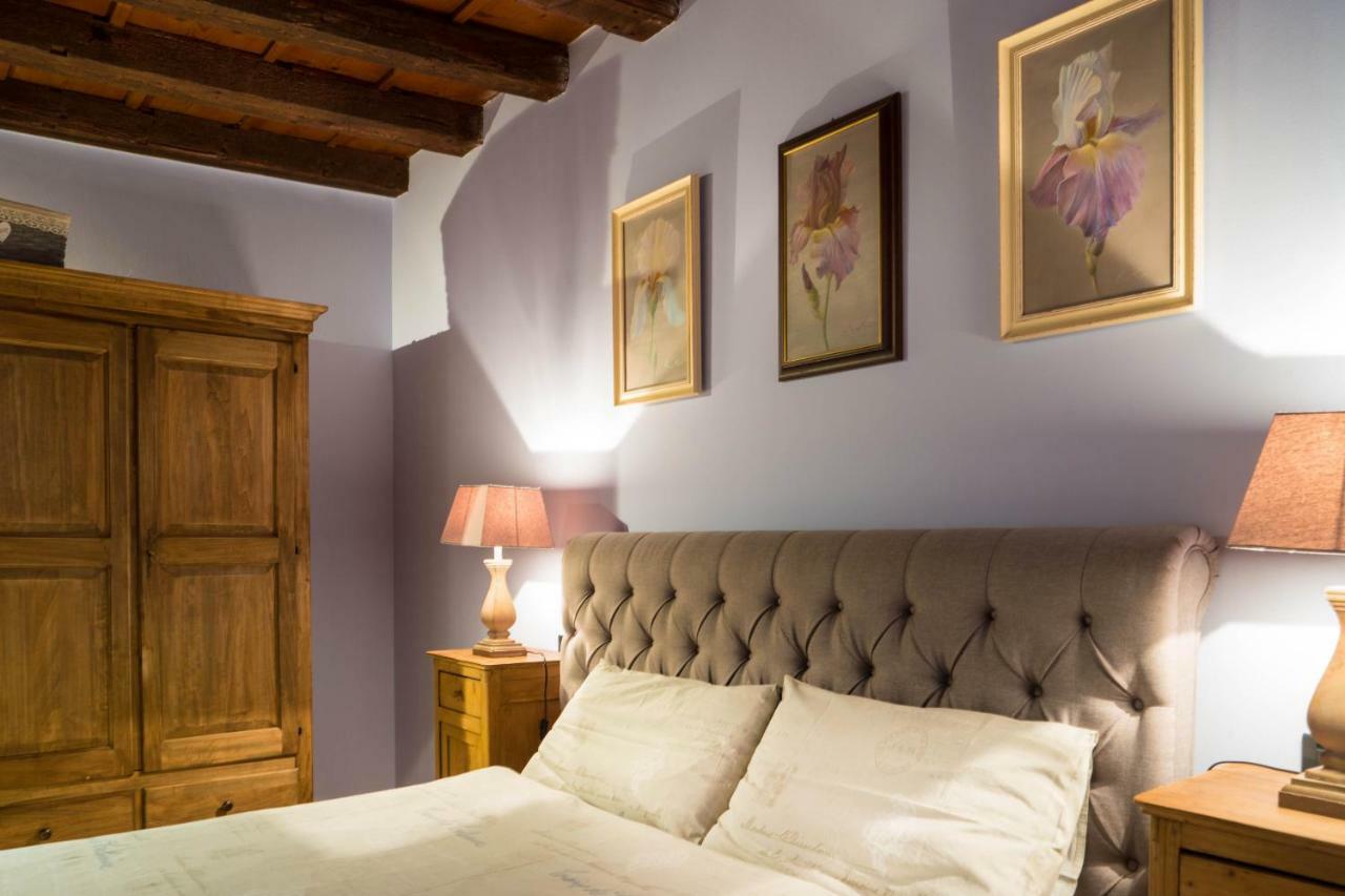 Casa Perotti Apartment เวโรนา ภายนอก รูปภาพ